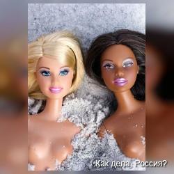 Эротический календарь с голыми Барби